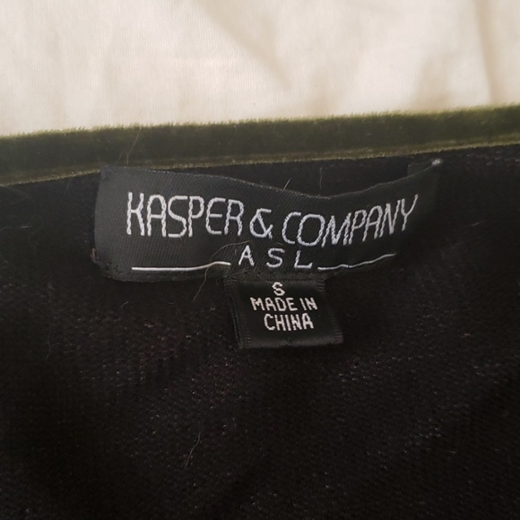 ! Army Green Top - Picture 2 of 4